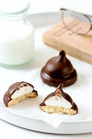 Chocolate Covered Marshmallow Cookies Via Helenedujardin Chocolate Covered Marshmallows Marshmallow Cookies Desserts