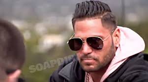 (born december 4, 1985) is an american television personality. Jersey Shore Family Vacation Spoilers Ronnie Ortiz Magro Looks For New Home In La Breakup With Jen Harley Soap Dirt