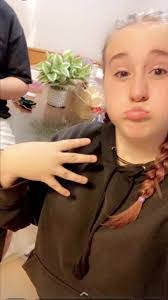 Heather Vanderhoof's Instagram, Twitter & Facebook