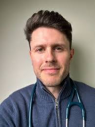 Dee Pollard's Instagram, Twitter & Facebook