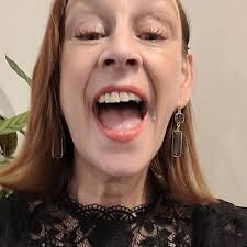 Sue Burgess (@SueBurgessMusic)