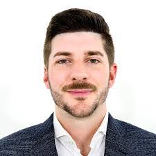 Blaine Decker's Instagram, Twitter & Facebook