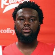 Chris Arviso II ✌🏼 (@chris_arviso)