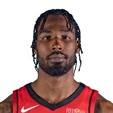 Tari Eason leads offense in Saturday's win over Thunder