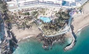 The hotel fariones is a stone's throw away from the playa grande, the nearby long and sandy beach. Hotel Fariones To Debut In Lanzarote In September Vendom