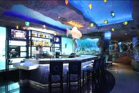 Visit An Ocean Themed Restaurant In Texas At The Houston Aquarium Houston Aquarium Small Fish Tanks Underwater Restaurant