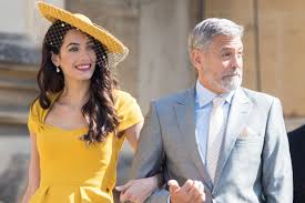 Nach der hochzeit von prinz harry und herzogin meghan veröffentlichte der palast drei offizielle bilder des paares, die alle von alexi lubomirski stammen. Royals Kannten Harry Meghan Die Clooneys Nicht Vor Der Hochzeit Gala De