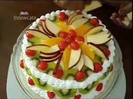Kendati dalam sejarahnya kue ulang tahun hanya berbentuk bulat dari bahan dasar. Resep Kue Ultah Topping Buah 01 Kue Ultah Pusat