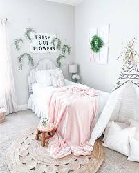 Jul 01, 2021 · far from being boring, using grey allows for serene designs that can simultaneously boast sophistication and can also develop looks that are bold, steely, and dramatic. Must See Kids Room Ideas That Will Inspire You Farmhousehub