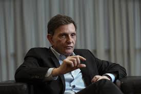 Vocês querem que toda nossa luta tenha sido em vão? Bolsonaro Recua E Nomeia Crivella Para Continuar Legado De Velez Revista Piaui