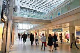 Place D Italie Quartier Chinois Paris Guide Place D Italie S Massive Modern Shopping Center Paris Xiii Paris Honeymoon Paris Street View