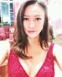 Never miss another show from 朱庭萱. æœ±åº­è±bonnie çŽ»ç'ƒæœ± Woman In Red æœ±åº­è± çŽ»ç'ƒæœ± Bonniechu Mafabridal Gown Wedding Facebook