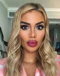 Olivia Carey (@Olivia.Carey188) • Facebook