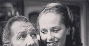 Hollywood Actress Hilary Heath Passes Away Due To Corona Virus COVID 19  कोरोना वायरस ने ली इस एक्ट्रेस की जान, इन फिल्मों में कर चुकी हैं काम