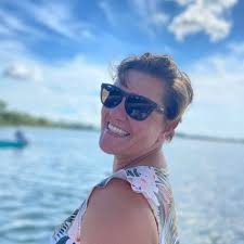 What is the better restaurant, Saltwater Cowboy or Island Cabana, in  Charleston?