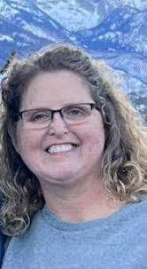 Kelli May's Instagram, Twitter & Facebook