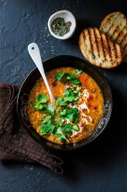 Lentilles Corail Au Curry Au Thermomix Recette En 2020 Recette Soupe Recettes De Cuisine Alimentation