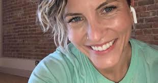 Fitness studios take business online