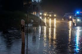 Bei donnerwetter.de finden sie im. Gewitter In Stuttgart So Erlebten Die Stuttgarter Das Unwetter Chaos Stuttgart Stuttgarter Zeitung