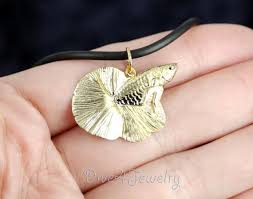 Betta Fish Pendant Necklace Sterling Silver Gold Plated Or Solid 9k Gold Halfmoon Betta Pendant Siamese Fighting Fish Aquarium Fish Tank Fish Pendant Necklace Betta Fish Dove Jewelry