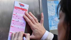 Mega millions is one of america's two big jackpot games, and the only one with match 5 prizes up to $5 million (with the optional megaplier). Mega Millions Drawing Time Tv Channel Heavy Com