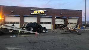Maybe you would like to learn more about one of these? 3 Dead 1 In Critical Condition After Car Hits North Columbus Building Flips Over Wsyx