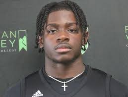 Elijah Scott's Instagram, Twitter & Facebook