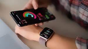 4 مميزات في ساعة أبل تساعدك فى الحفاظ على لياقتك البدنية smart watch wearable apple watch