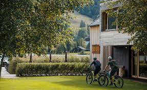 Einwohnerzahl (männlich/weiblich), fläche, postleitzahlen, autokennzeichen, telefonvorwahl usw art der karte. Mountainbike Hotel Das Reginitg Fur Bike Urlaub Und Mountainbike Urlaub Und Sommerurlaub In Weissensee In Karnten Direkt Am Weissensee