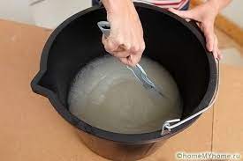 Duvar kağıdı nasıl yapılır duvar kağıdı yapışkanı hazırlama. Kalin Vinil Duvar Kagidi Nasil Yapistirilir Bir Macunla Tesviye Kagit Duvar Kagidinin Artilari Ve Eksileri