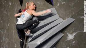 Osebni rekord 7,91 je postavila v smeri a, v smeri b je plezala s časom 8,25. Janja Garnbret Olympic Hopeful On Her Tokyo Dream And Hopes For Climbing In The Future Cnn