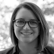 Robyn Sanderson's Instagram, Twitter & Facebook