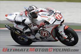 Era da quel lontano 23 ottobre 2011 che non guardavo il moto mondiale.oggi l'eccezione andava fatta di dovere.ad un tratto ho immaginato il sic ke teneva stabile la moto di vale sia nelle curve che nella spettacolare rimonta. Motogp Gresini Honda To Race Valencia