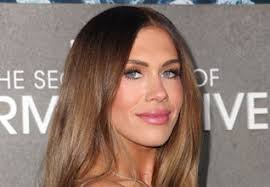 Celebrity Reactions To Anne Heche's Death Honor The Late Actor