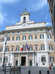 Il monumentale palazzo chigi di ariccia, perla del barocco dei castelli romani e sede del più importante museo del barocco romano del seicento e settecento si rifà il look. Palazzo Chigi Roma