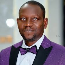 Afeez Olayiwola Abiodun (@officialafeezowo) • Instagram photos and videos