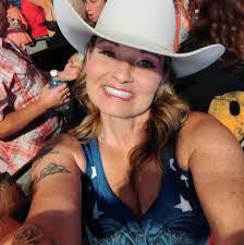 Bruce Labrie's Instagram, Twitter & Facebook