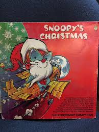 Snoopy S Christmas Lp Vinyl Record Peter Pan Records 8090 Etsy Snoopy Christmas Christmas Albums Christmas Musical