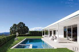Elton John S Home In Beverly Hills Via Archdigest Designfile Beverly Hills Houses Pool Landscape Design Los Angeles Homes