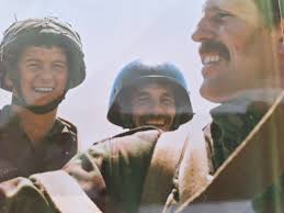 GRACE ROAD PARAS, ( LIVERPOOL )