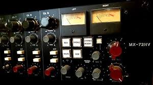 Le pianure occupano soprattutto la zona centrale e settentrionale della repubblica; Omnia Arts Mx72 Nv Mixer Switches Stereo