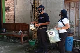 Jika sudah masuk, anda akan menerima pemberitahuan apakah sudah mendapatkan bantuan atau tidak 5. Cerita Sejumlah Pemuda Di Magetan Berikan Susu Dari Peternak Lokal Ke Warga Yang Isoman Halaman All Kompas Com