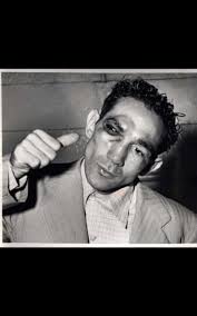 Download Thumbs Up Of Willie Pep Wallpaper