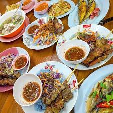 Makanan yang halal dari cara memperolehnya, maksudnya makanan yang kita makan diperoleh dari hasil yang halal pula, seperti bekerja dalam. 14 Tempat Makan Best Di Hatyai Wajib Cuba Nikkhazami Com