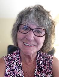 Elizabeth Devilbiss's Instagram, Twitter & Facebook