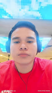 Kian Lee's Instagram, Twitter & Facebook