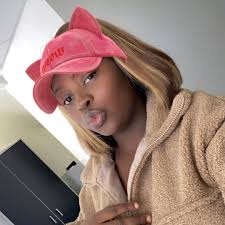 hello i just got urgent care of my neice who is in need of some help of  clothes. she is a teen size x1 /x2 shirts , leggings x1 anything helps .