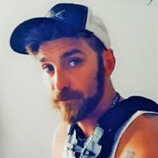 Dale Tarr's Instagram, Twitter & Facebook