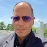 Edwin Betancourth's Instagram, Twitter & Facebook