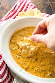 But, if sometimes you or your family members just want some hamburger and cheesy potatoes, and you have a couple of hours before you need to have dinner. Crock Pot Cheesy Hamburger Dip Video Julie S Eats Treats